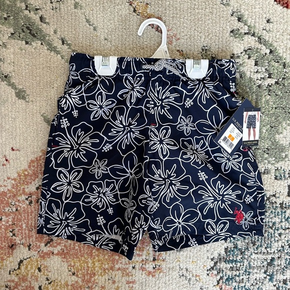 New US Polo Assn Boys Tropical Hibiscus Swim Trunks Size Small (6/7) Navy White - Picture 4 of 11